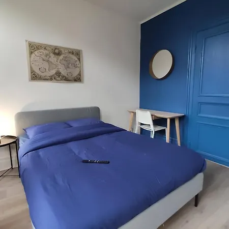 Place Verte - Situe Au Pied Du Musee De * Valenciennes