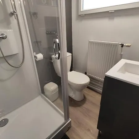 Place Verte - Situe Au Pied Du Musee De *