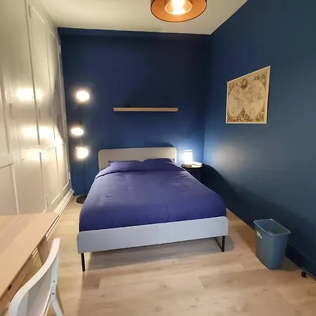 Place Verte - Situe Au Pied Du Musee De Nyaraló *